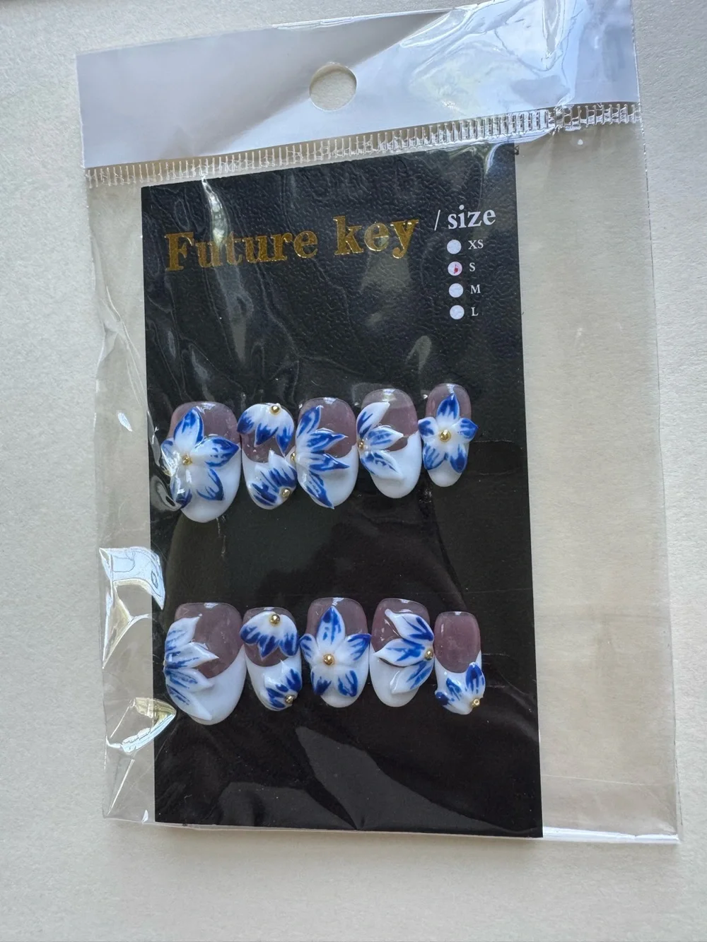 Future Key White French Tip Blue Floral Press-On Nails Oval